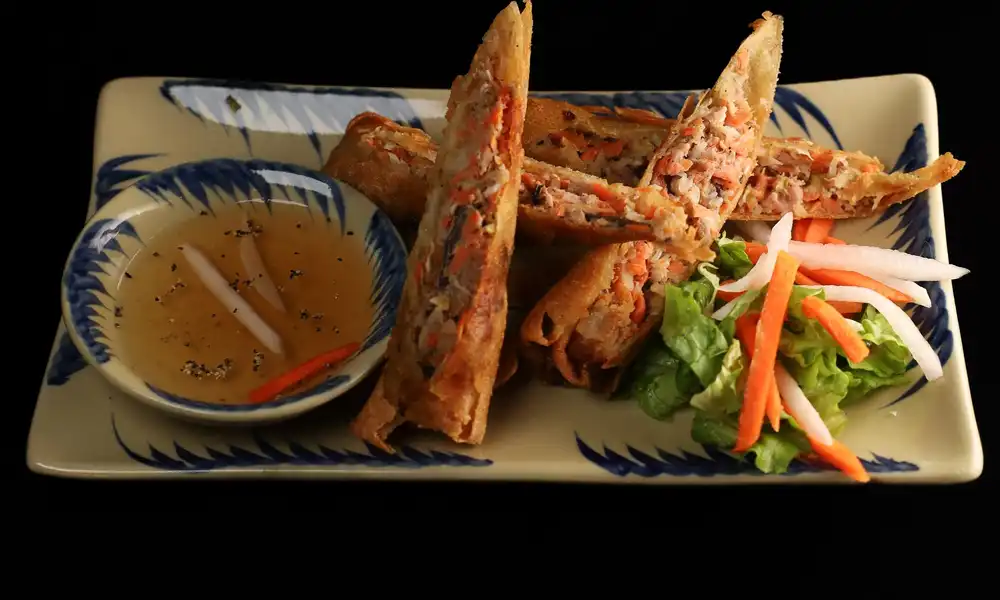 Saigon Imperial Spring Rolls (2 Rolls)